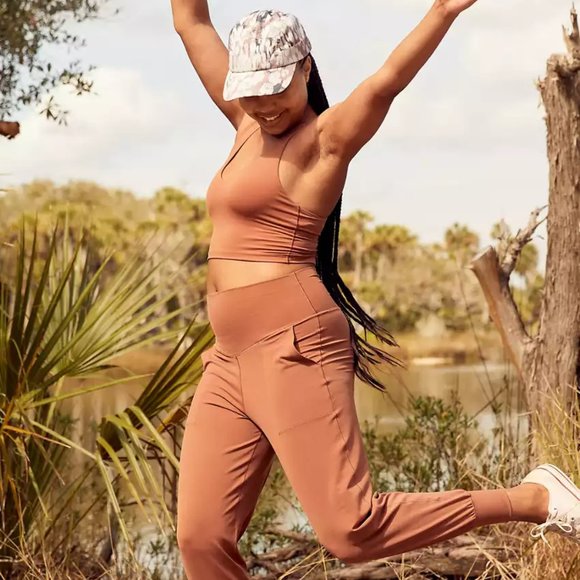 🆕 NWT OFFLINE Real Me Longline Racerback Sports… - Picture 4 of 9